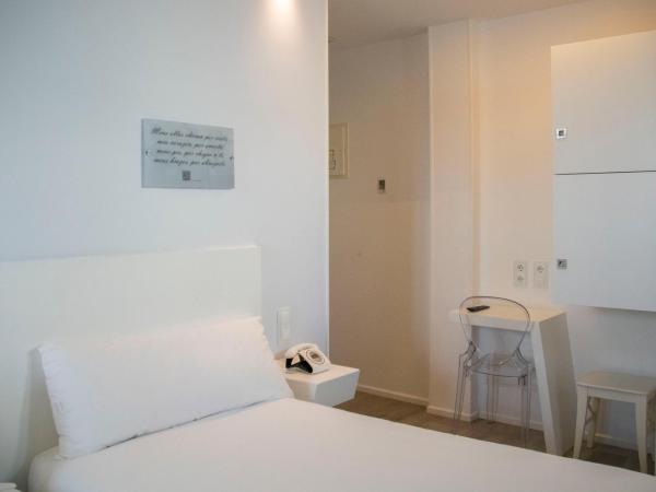 Hotel Alda San Bieito : photo 8 de la chambre chambre triple