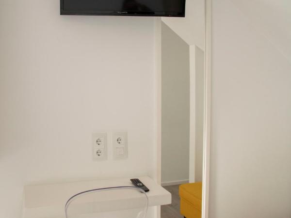 Hotel Alda San Bieito : photo 7 de la chambre chambre lit king-size supérieure