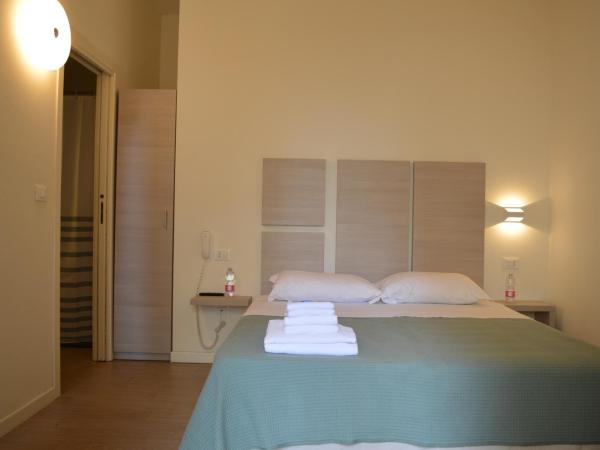 Hotel Riva e Mare : photo 1 de la chambre chambre double