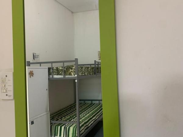 Porto das Palmeiras Hostel : photo 4 de la chambre lit dans dortoir pour femmes de 6 lits