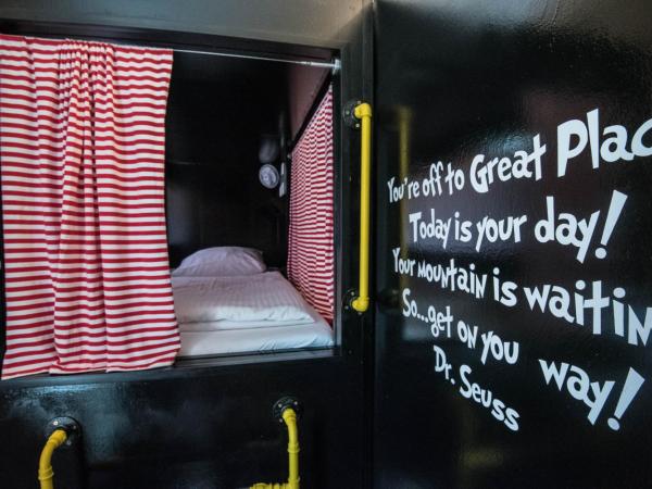 Brix Hostel : photo 1 de la chambre lit dans dortoir mixte de 8 lits