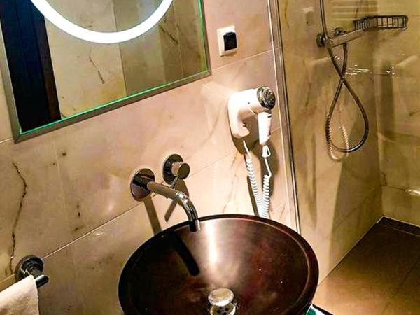 GRONO Apartamenty : photo 5 de la chambre chambre double Économique