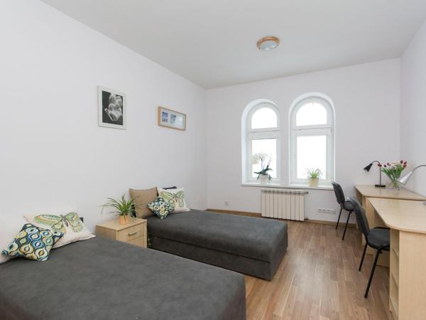 Akademikus Toruń : photo 5 de la chambre chambre double standard avec salle de bains commune