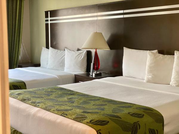 Motel Capri : photo 3 de la chambre chambre standard avec 2 lits queen-size