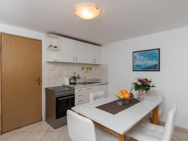 Guest House Kono : photo 4 de la chambre appartement 2 chambres