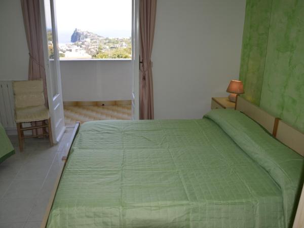 U Campagnuolo : photo 7 de la chambre chambre triple - vue sur mer