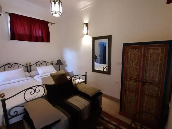 Dar Abdesalam : photo 5 de la chambre chambre lits jumeaux avec salle de bains privative