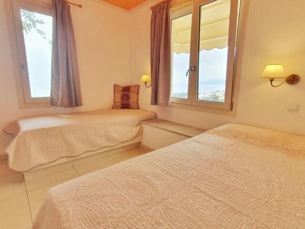 Room in Studio - It Is So Quiet And Peaceful And Very Relaxing : photo 7 de la chambre  chambre triple