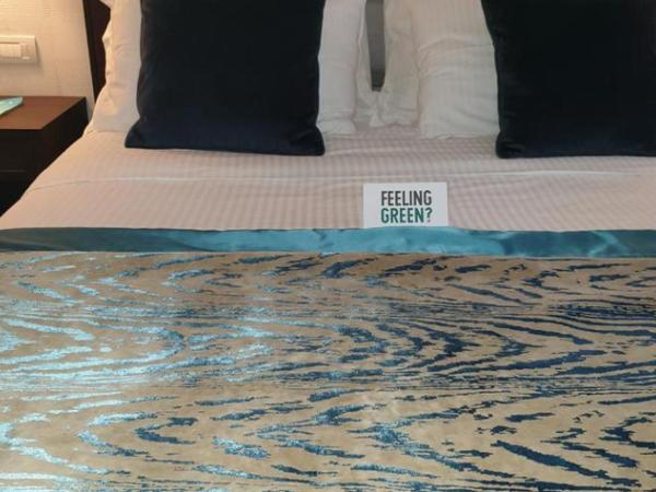 Room in Apartment - Breath taking views adults only : photo 8 de la chambre chambre familiale