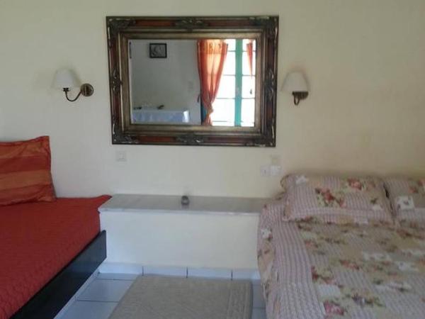 Room in Studio - Suite 21 full view Adults Only : photo 9 de la chambre chambre triple