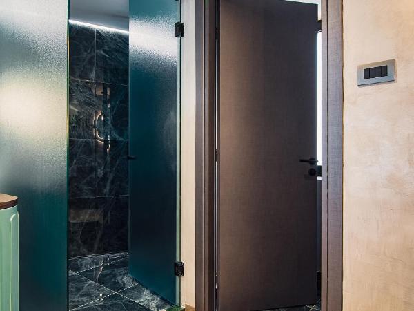 Project 3 Urban Chic Hotel : photo 10 de la chambre suite urbaine avec balcon privé