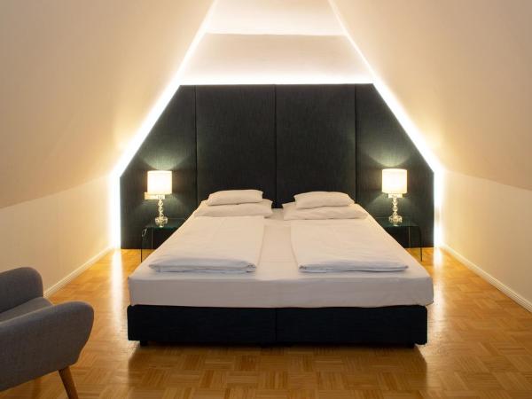 Boutique Hotel Dom - Rooms & Suites : photo 1 de la chambre chambre triple classique