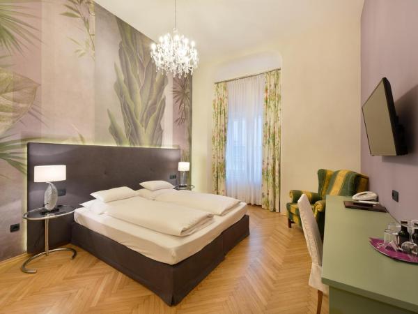 Boutique Hotel Dom - Rooms & Suites : photo 4 de la chambre chambre double classique