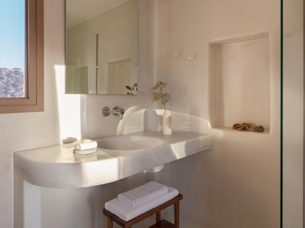 Ammothines Cycladic Suites : photo 9 de la chambre suite deluxe - vue sur mer