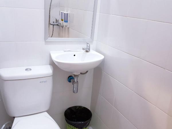 Sunrise Hotel Jogja : photo 10 de la chambre chambre familiale