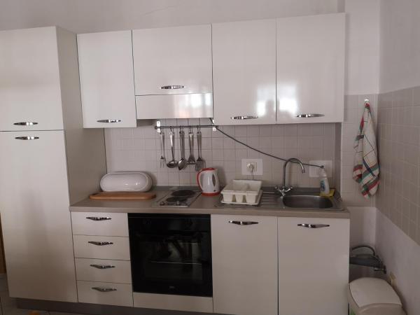 Apartments Galic Omis : photo 2 de la chambre suite avec balcon