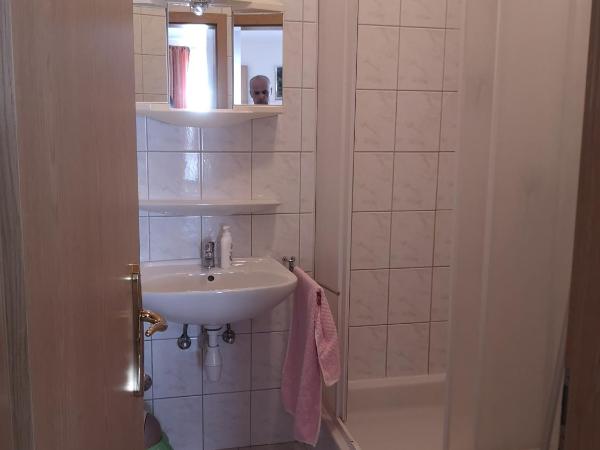 Apartments Galic Omis : photo 4 de la chambre suite avec balcon