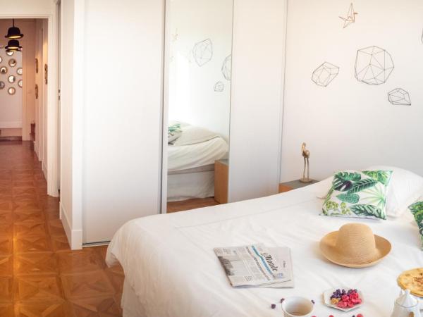 Emma's Guests House : photo 3 de la chambre chambre double deluxe avec balcon