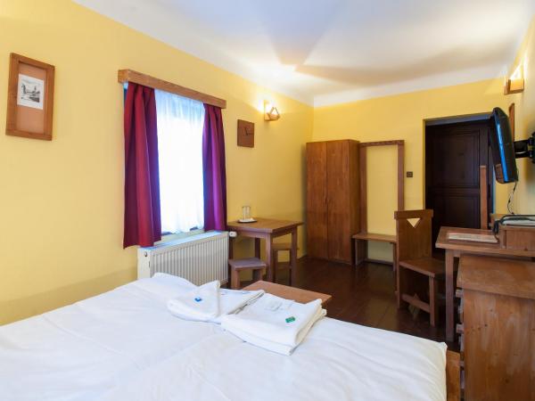 Hotel U Malého Vitka : photo 10 de la chambre chambre lits jumeaux