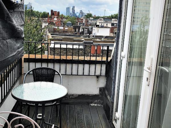 Plaza London Hotel : photo 2 de la chambre chambre double avec balcon