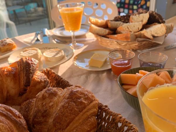 Le Jardin de LaCoste : photo 3 de la chambre suite - vue sur jardin