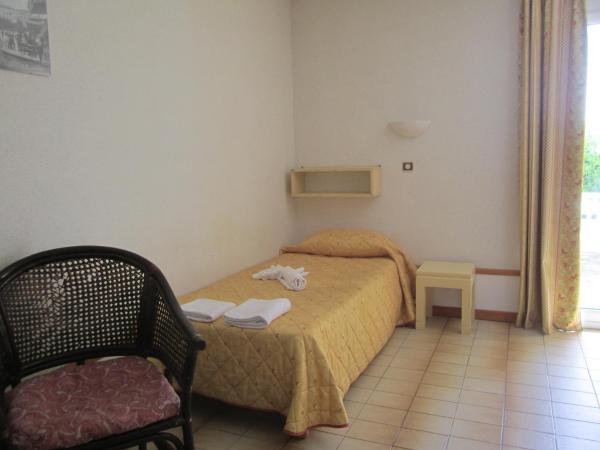 Motel Saint Francois : photo 4 de la chambre studio (3 adultes)