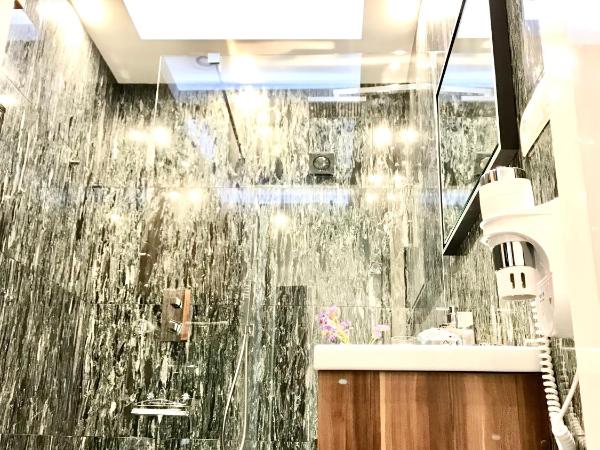 MONDRIAN Luxury Suites & Apartments Old Town : photo 8 de la chambre suite 2 chambres deluxe - vue sur vieille ville