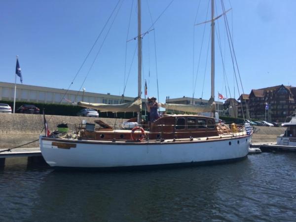 Port Deauville Yacht vintage : photo 7 de la chambre bateau