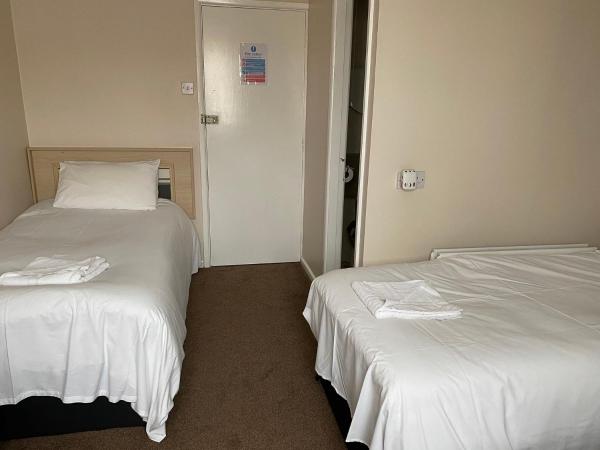 Arncliffe Lodge Hotel : photo 2 de la chambre chambre triple standard