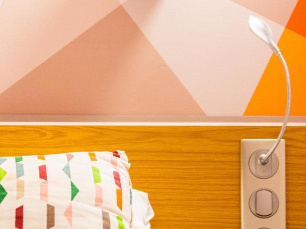 initial by balladins La Roche-sur-Yon : photo 5 de la chambre chambre double