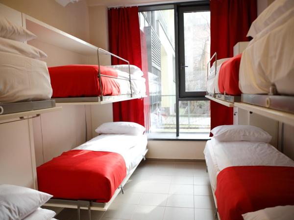 City Express Hostel : photo 1 de la chambre dortoir mixte de 10 lits