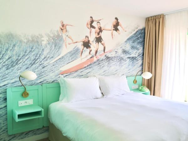 Hotel Casarose - Cannes Mandelieu : photo 2 de la chambre chambre triple « casa ma tribu » 