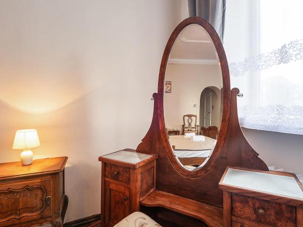 Pałacyk Deja Vu Residence : photo 7 de la chambre grande chambre double