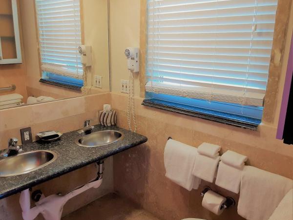 Manhattan Tower Apartment Hotel : photo 3 de la chambre appartement 2 chambres - vue sur eau - 106