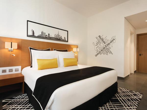 TRYP by Wyndham Dubai : photo 1 de la chambre chambre tryp avec accès au soluna beach club