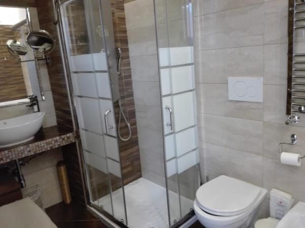 Atmos Luxe Navigli : photo 4 de la chambre lit simple dans dortoir pour femmes