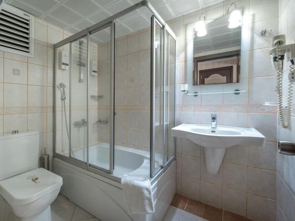 Oglakcioglu Park Boutique Hotel : photo 1 de la chambre chambre avec vue intérieure