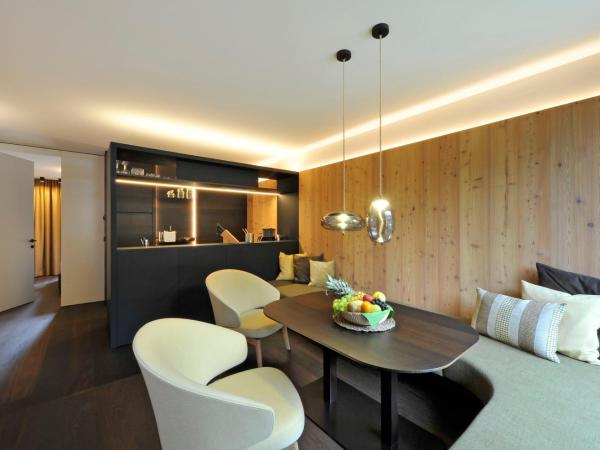 Ferienparadies Natterer See : photo 1 de la chambre appartement « lärche »