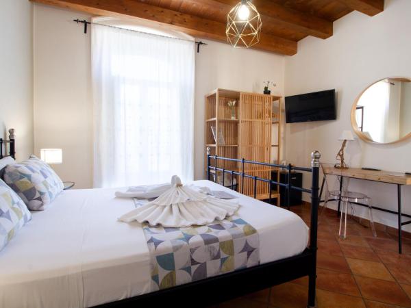 Terra&Mare B&B : photo 1 de la chambre chambre double classique avec balcon