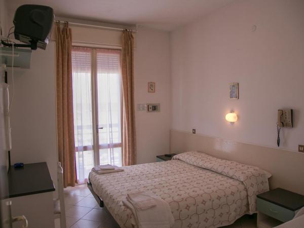 Hotel Heaven : photo 2 de la chambre chambre double