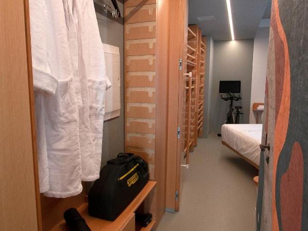 Demo Hotel Design Emotion : photo 5 de la chambre suite lit queen-size