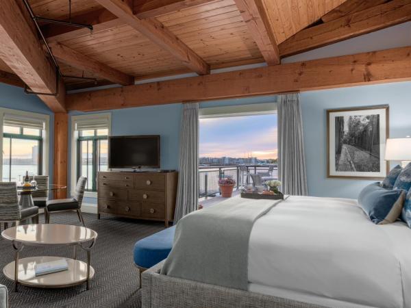 Boston Yacht Haven : photo 4 de la chambre chambre lit king-size deluxe avec balcon