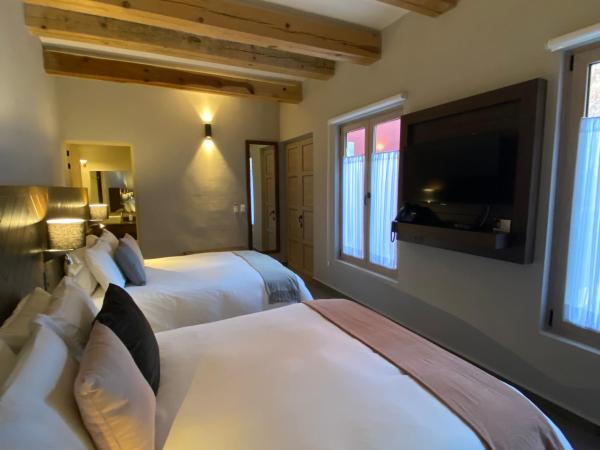 Hotel Casa Once : photo 7 de la chambre chambre double deluxe (2 adultes + 1 enfant)