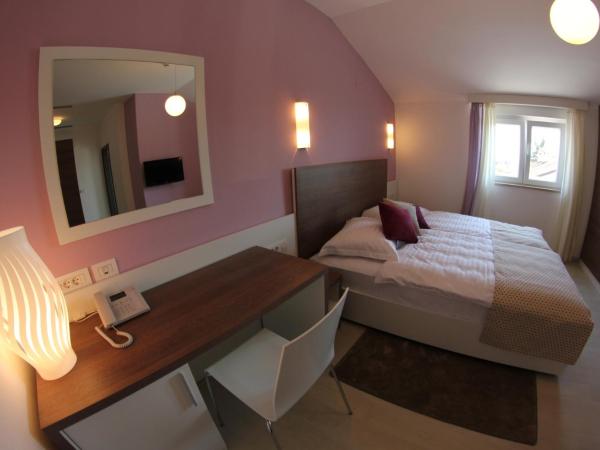 Villa Badi : photo 7 de la chambre chambre familiale avec balcon