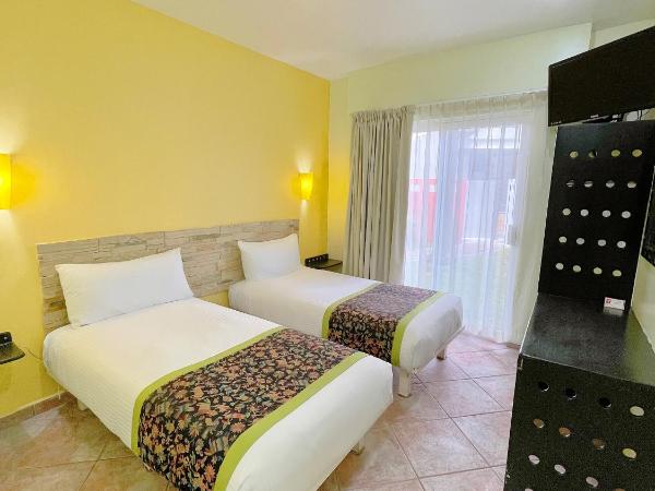 Seven Crown Express & Suites by Kavia : photo 3 de la chambre chambre double standard