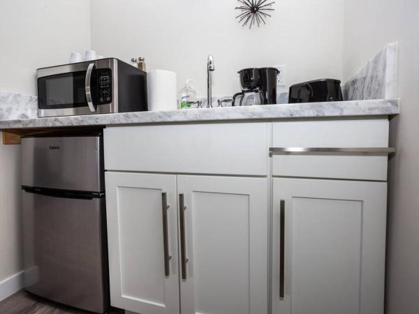 Studio with Large Balcony- San Diego Gateway : photo 8 de la chambre studio