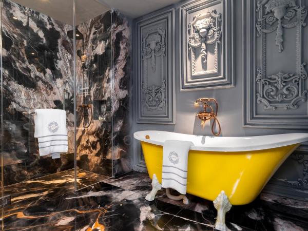 Arte by Thomas Chan : photo 9 de la chambre hébergement palais noir i