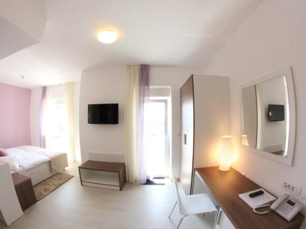 Villa Badi : photo 8 de la chambre chambre double supérieure avec balcon