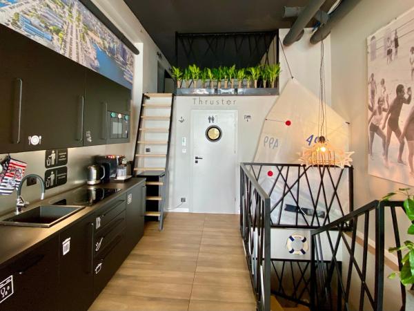 Thruster Hostel - Rooms, Kitchen, Chill-Out Zone-Netflix, Lobby-Netflix : photo 4 de la chambre appartement