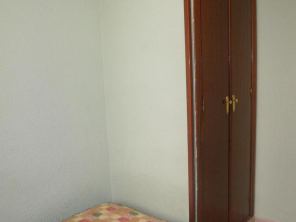 Hostal Los Andes : photo 5 de la chambre chambre simple avec salle de bains commune